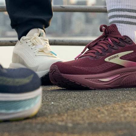 Vanderloopshoes - Unisex Athletic and Durable Shoes